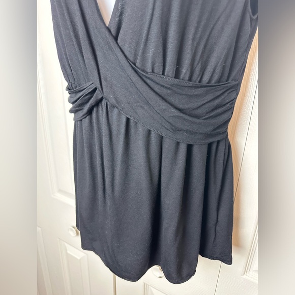 Anthro LEIFNOTES Draper Peplum VNeck Tank Top Blouse Shirt Jersey Knit Black - Picture 5 of 10